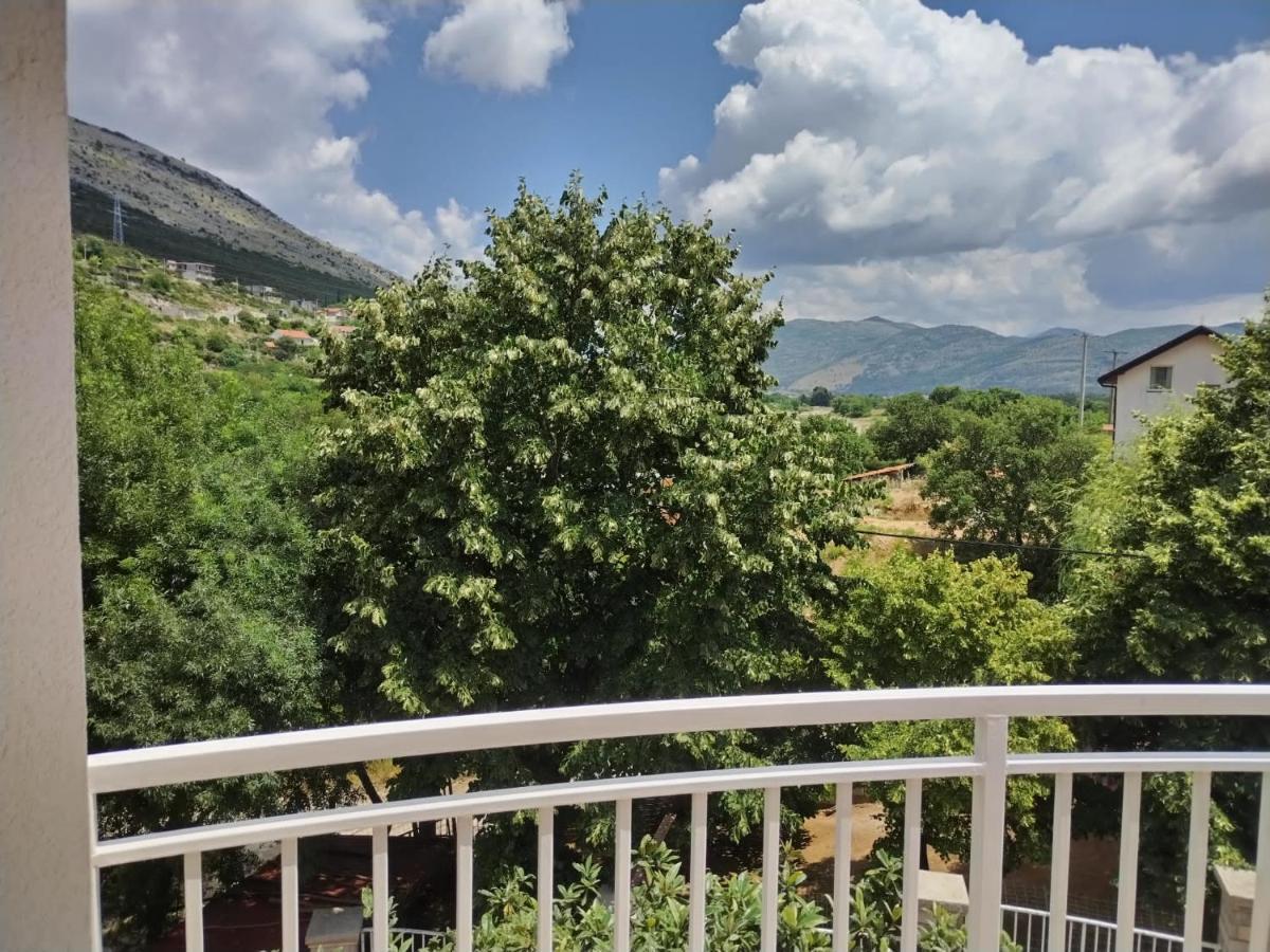 Hotel River Side Trebinje Esterno foto