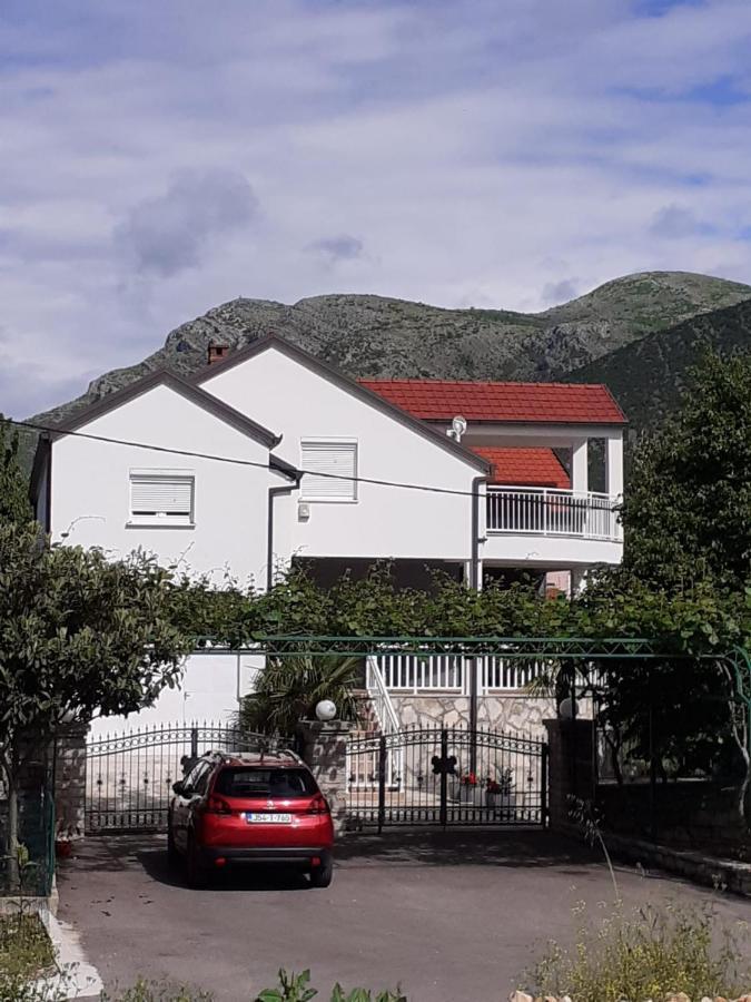Hotel River Side Trebinje Esterno foto